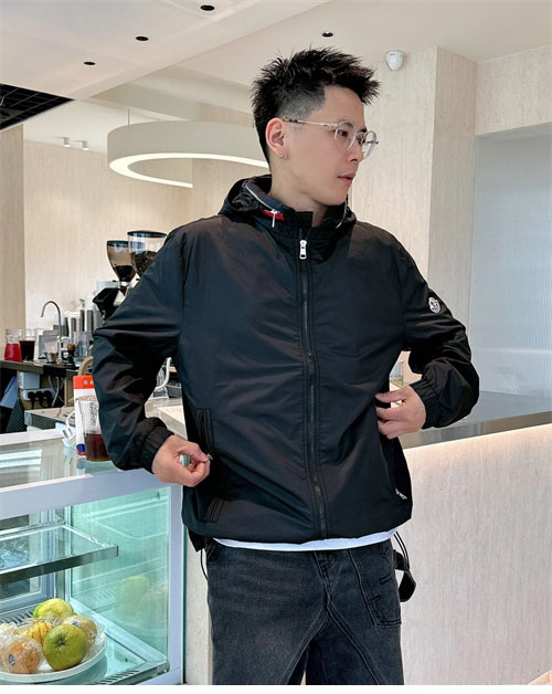 몽클레어 트래버시어 Traversier 후드 자켓