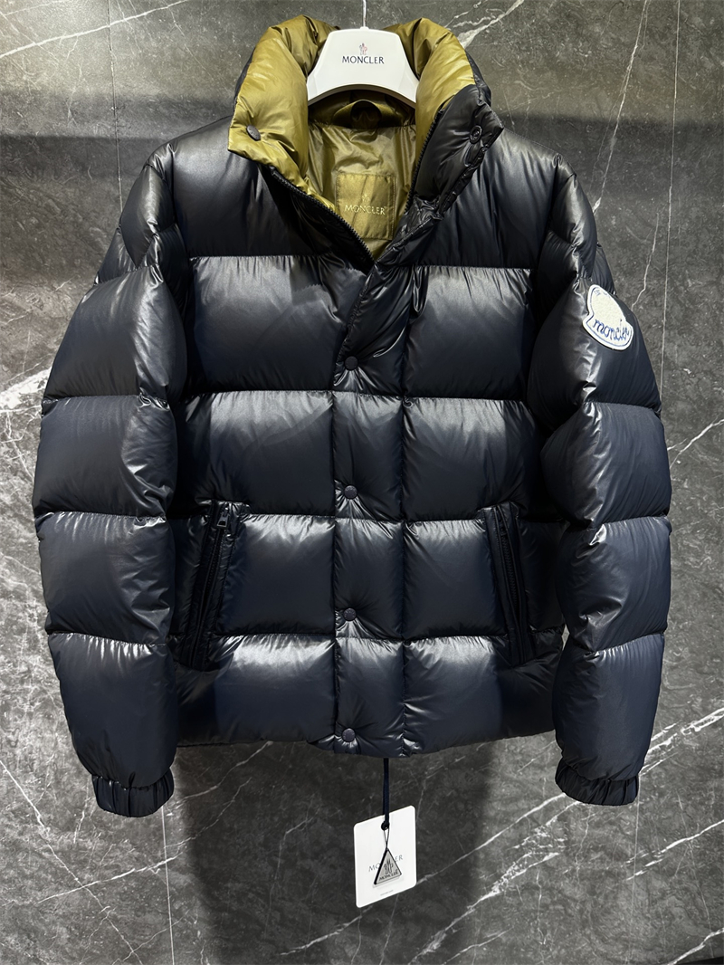 몽클레어 Triripi 트리피티 숏 다운 패딩 자켓