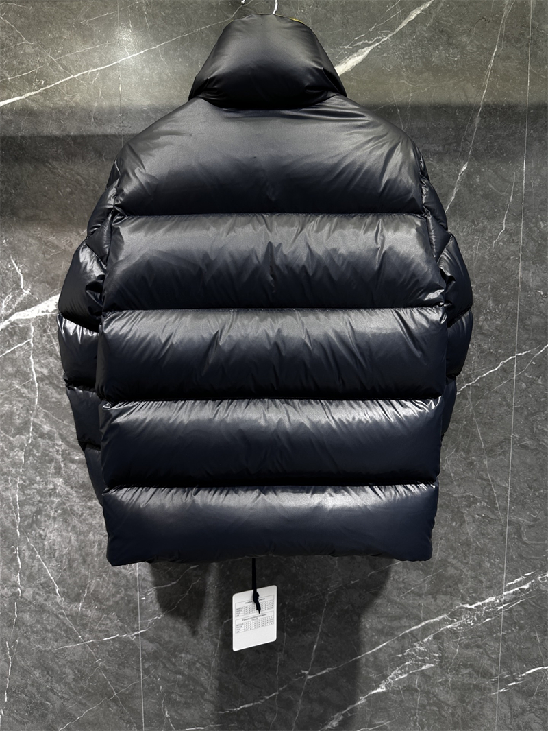 몽클레어 Triripi 트리피티 숏 다운 패딩 자켓