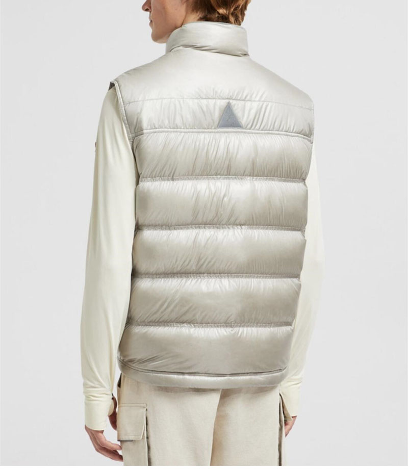 몽클레어 Nantu 난투 다운 패딩 베스트 조끼