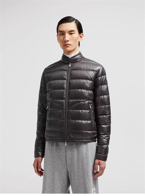 몽클레어 아코러스 Acorus 숏 다운 경량 패딩 자켓