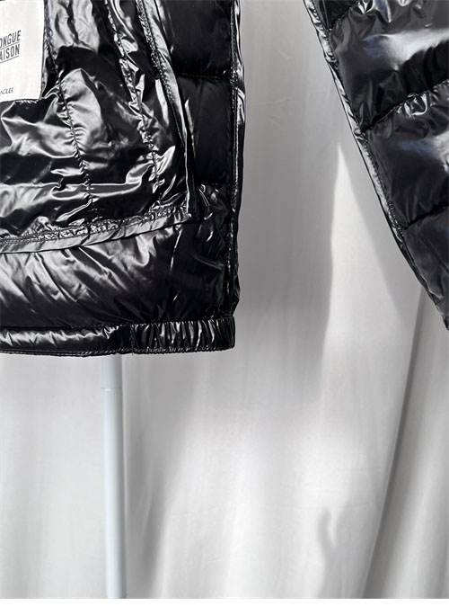 몽클레어 아코러스 Acorus 숏 다운 경량 패딩 자켓