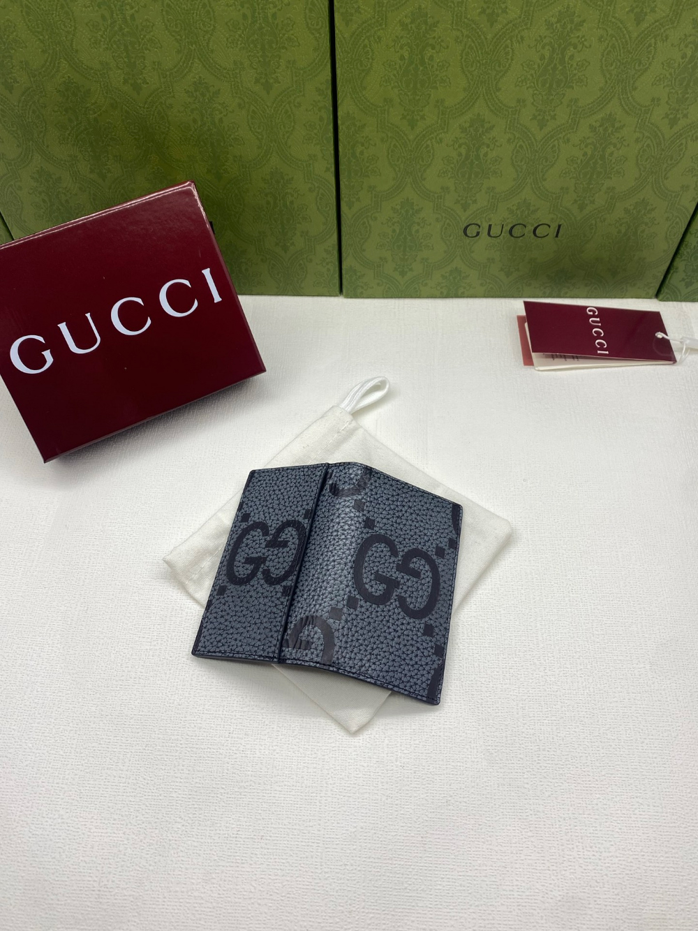 Gucci 739478