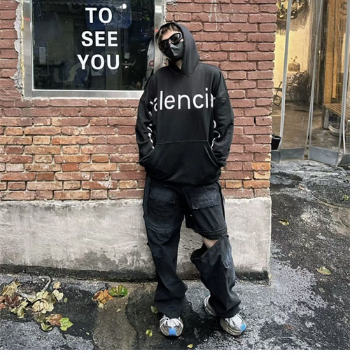 발렌시아가 BAL.COM 후드