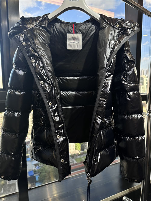 몽클레어 바란테 Barante 여성 숏 다운 패딩 자켓