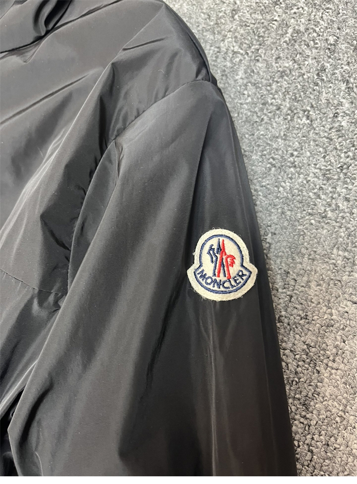 몽클레어 밀리오 자켓