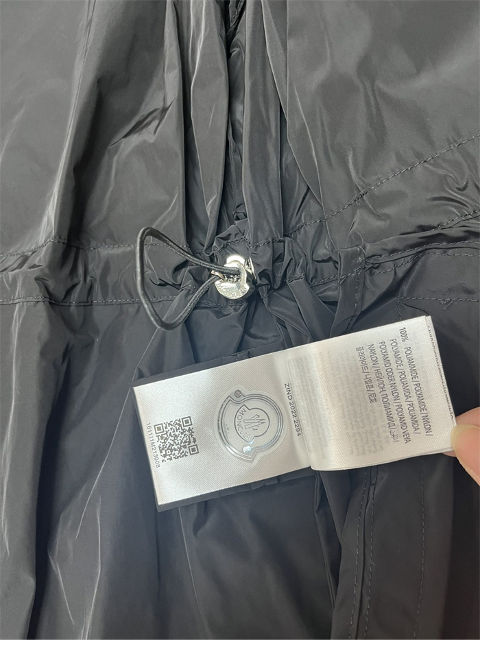 몽클레어 밀리오 자켓