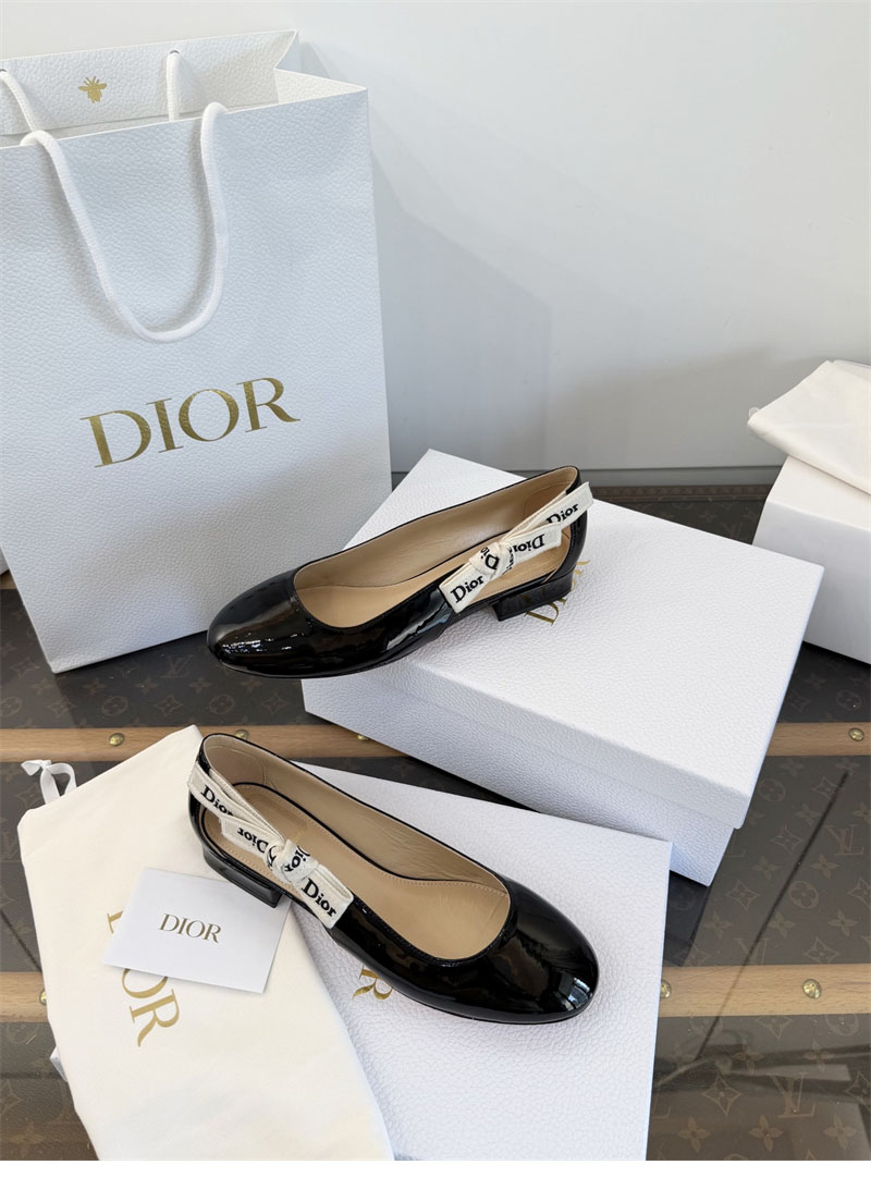 디올 자디올 페이턴트 카프스킨 발레 플랫