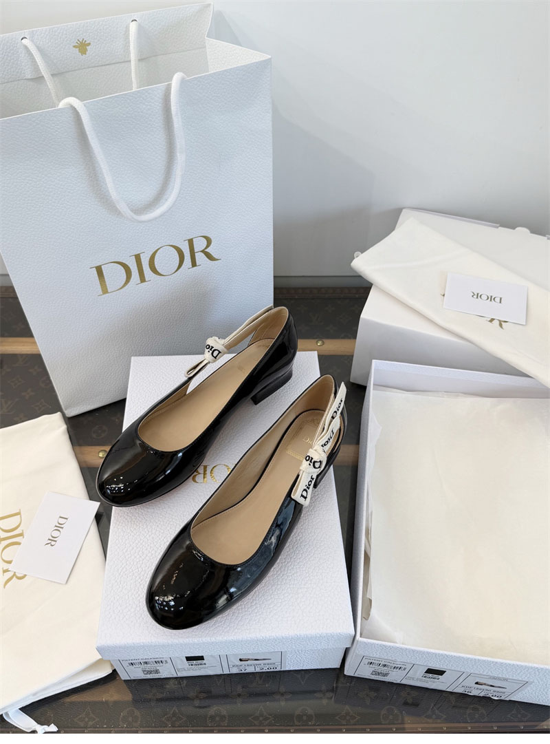 디올 자디올 페이턴트 카프스킨 발레 플랫