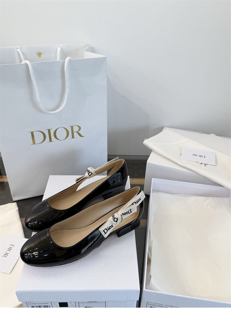 디올 자디올 페이턴트 카프스킨 발레 플랫