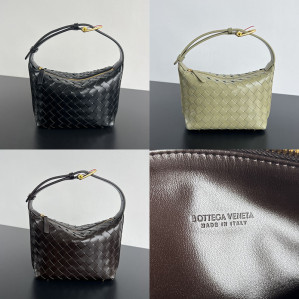 보테가베네타 월리스 미니 인트레치아토 레더 숄더 백 815395