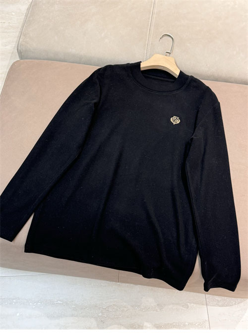 로로피아나 24fw 긴팔 티셔츠