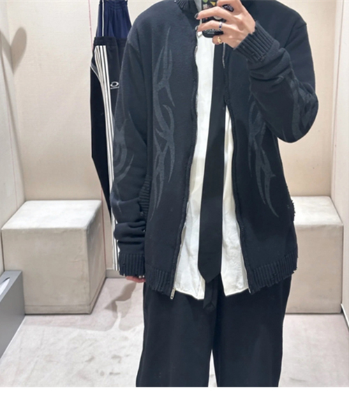 발렌시아가 Y2K 집업 가디건