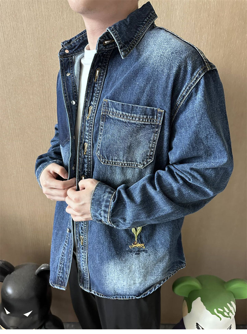 디올 클래식 은방울꽃 자수 코튼 셔츠