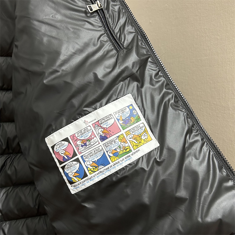 몽클레어 Besines 베시네스 숏 다운 패딩 자켓