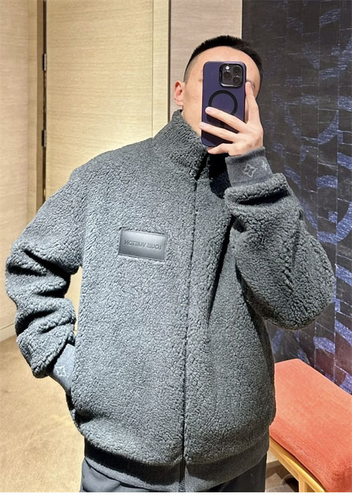 루이비통 로고 패치 후리스 블루종 1AFBA1