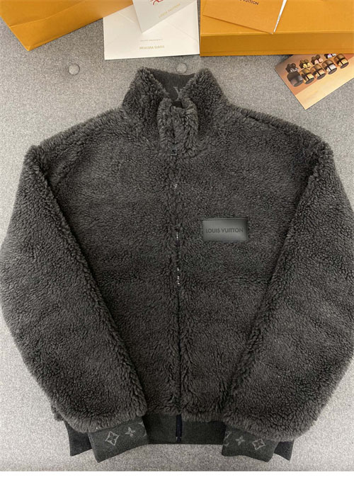 루이비통 로고 패치 후리스 블루종 1AFBA1