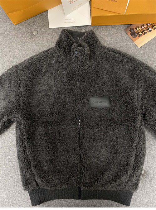 루이비통 로고 패치 후리스 블루종 1AFBA1