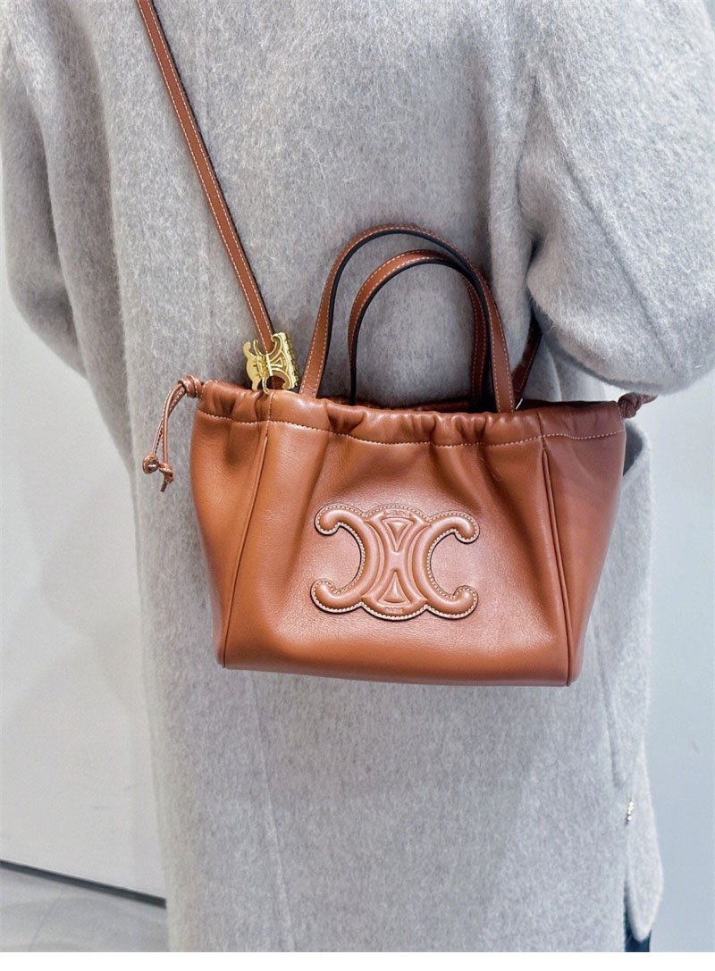 셀린느 퀴르 트리옹프 스몰 드로우스트링 카바스 백