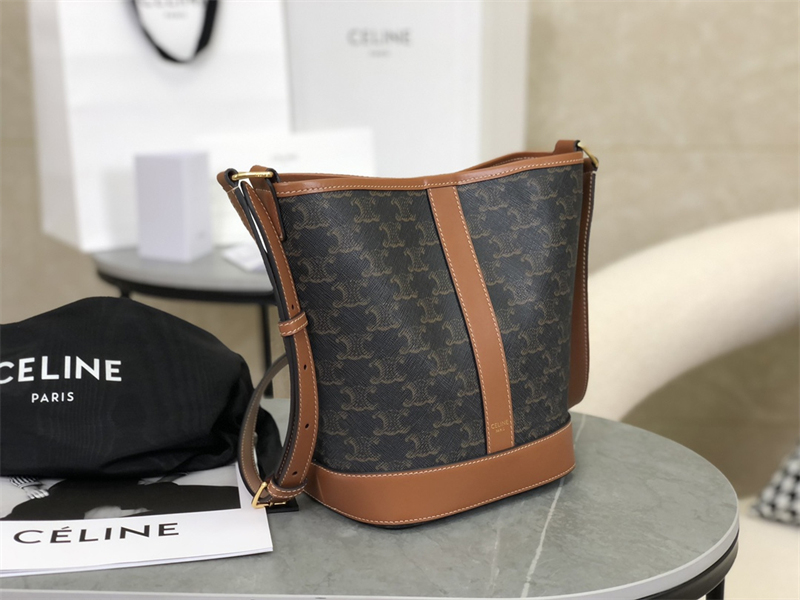 셀린느 스몰 버킷백 트리옹프 캔버스 탄