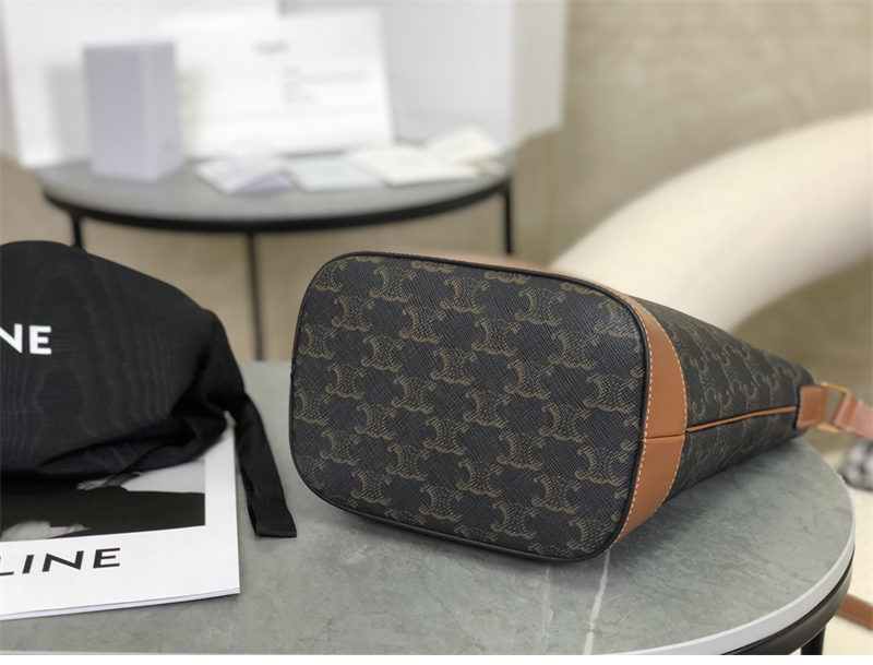 셀린느 스몰 버킷백 트리옹프 캔버스 탄