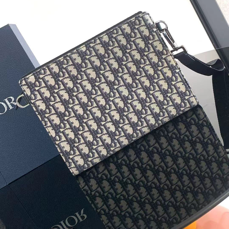 디올 오블리크 A5 클러치백 파우치