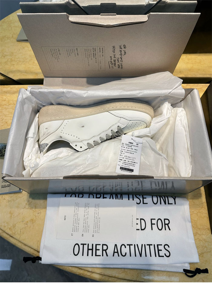 골든구스 볼스타2 스니커즈