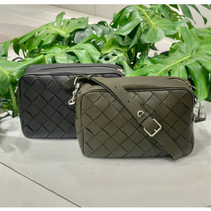 보테가베네타 인트레치아토 카메라백 “ 3 COLOR ”