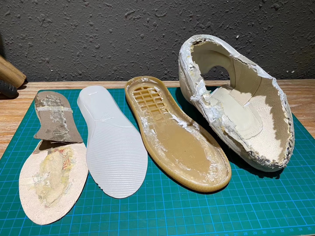 메종 마르지엘라 독일군 스니커즈