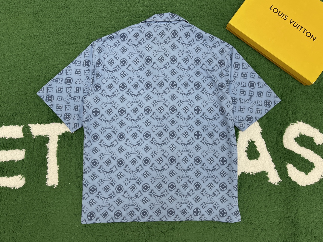루이비통 24SS 실크 모노그램 쇼트 슬리브 셔츠