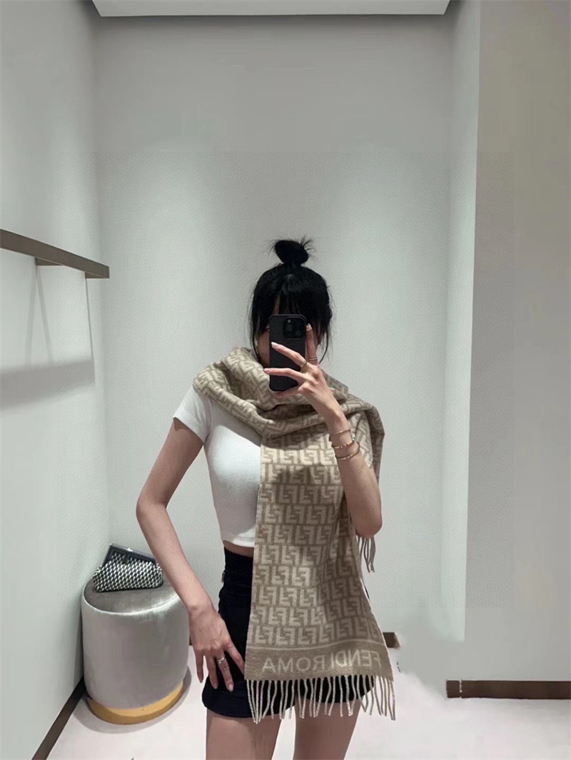 펜디 FF 울 캐시미어 스카프 머플러