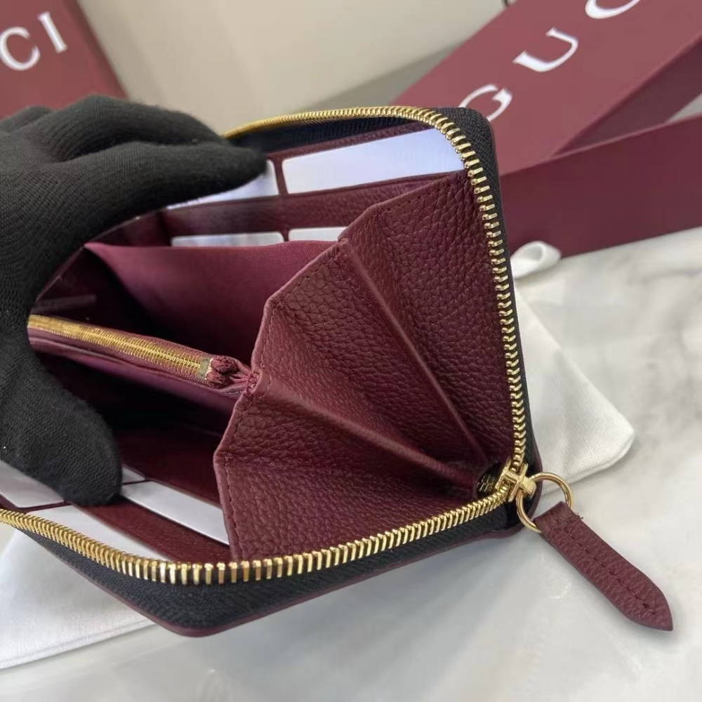 Gucci 456117