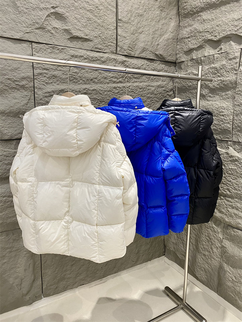 몽클레어 Serfanto 세르판토 후드 숏 다운 패딩 자켓