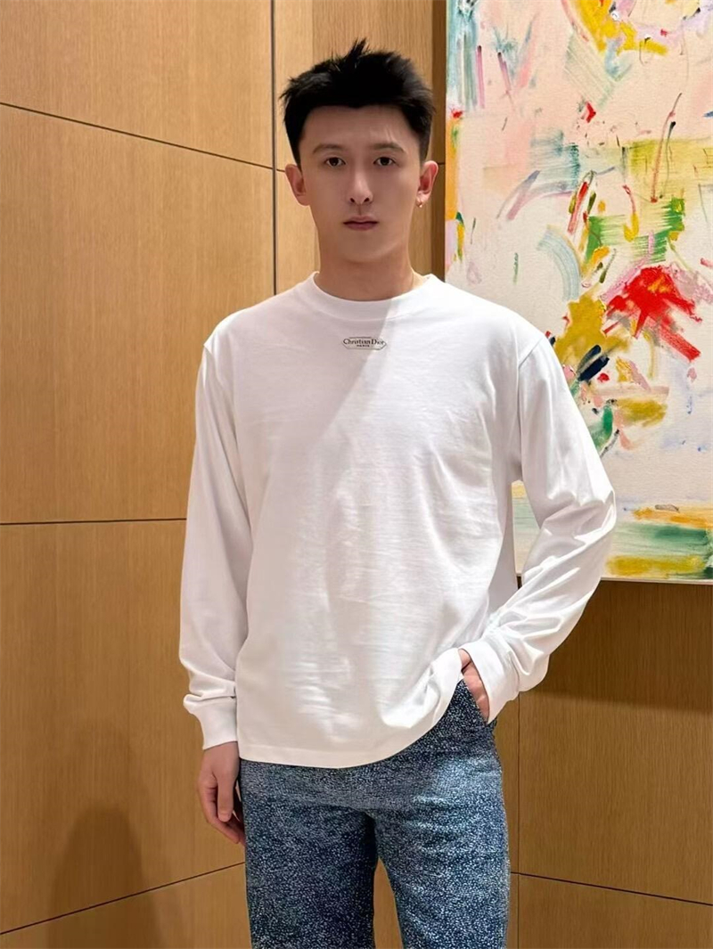 디올 파리스 라벨 울 저지 스웨터