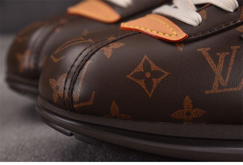 루이비통 x 니고 LV 버터소프트 스니커즈