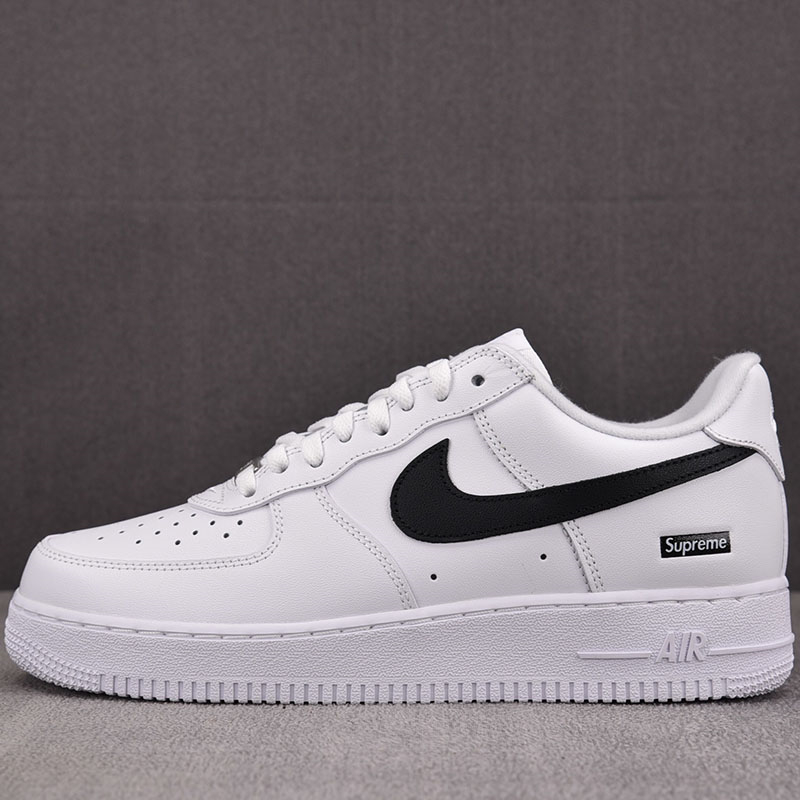 나이키 x 슈프림 에어포스 1 로우 SP 화이트/블랙 CU9225-102