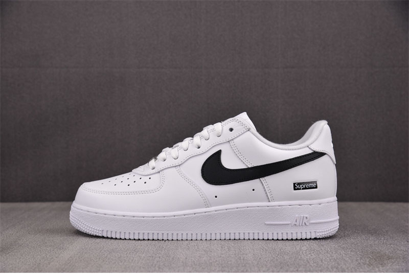 나이키 x 슈프림 에어포스 1 로우 SP 화이트/블랙 CU9225-102