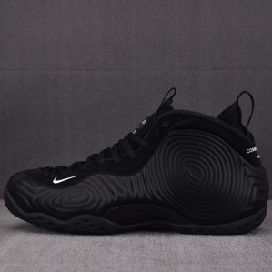 나이키 x 꼼데가르송 에어 폼포짓 원 블랙