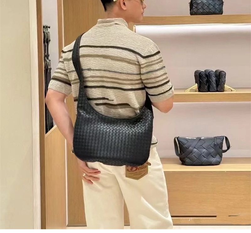 보테가베네타 미디엄 베네토 숄더백