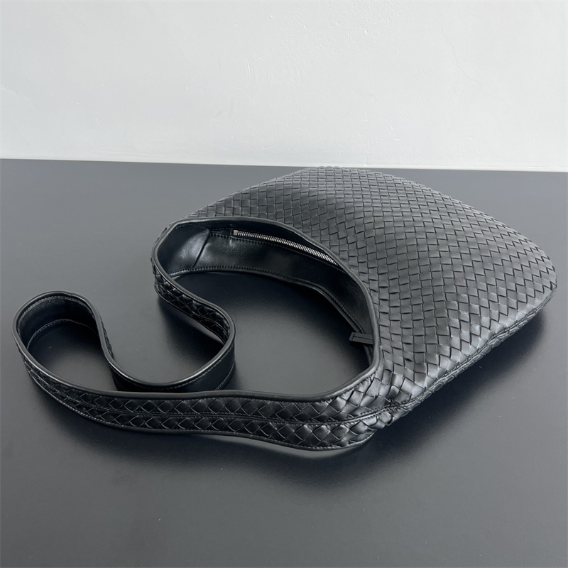 보테가베네타 미디엄 베네토 숄더백