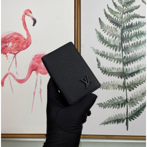 Louis Vuitton M69976