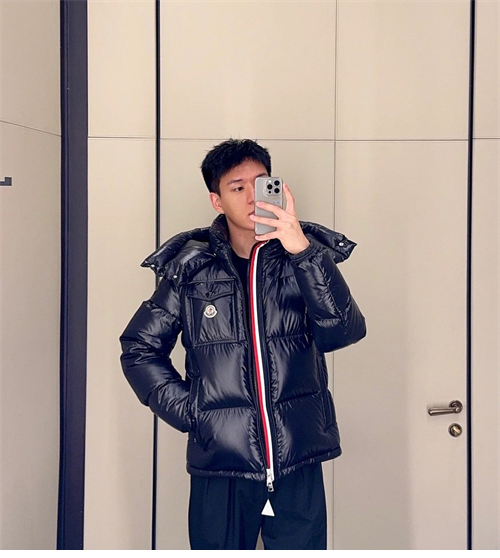 몽클레어 몽벨리아르 Montbeliard 다운 패딩 자켓