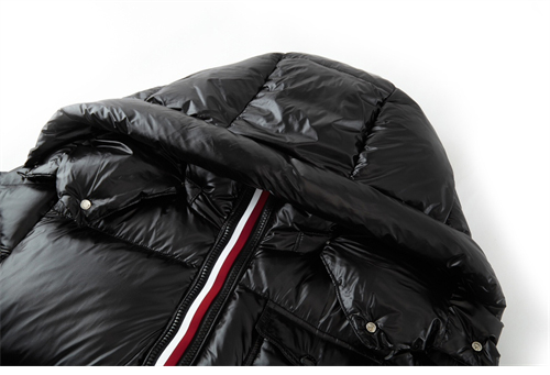 몽클레어 몽벨리아르 Montbeliard 다운 패딩 자켓