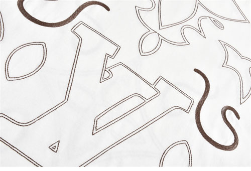 루이비통 엠브로이더드 LV로고 프린팅 반팔 티셔츠