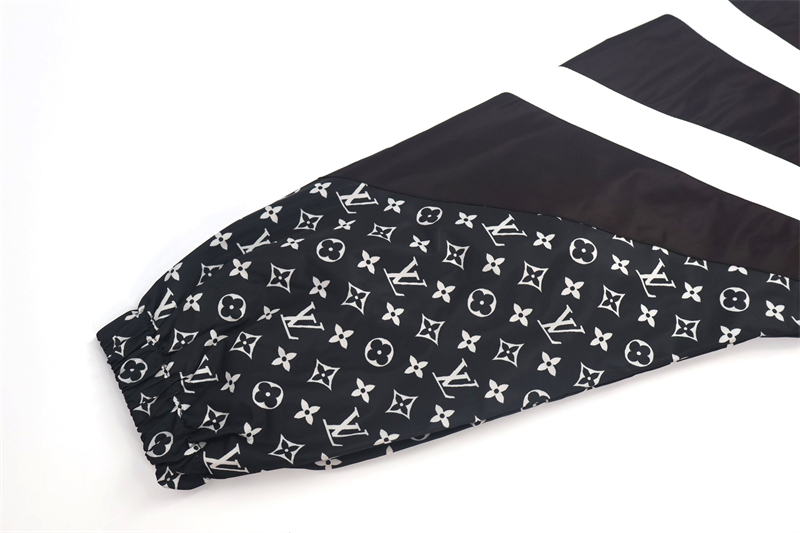 루이비통 x 니고 모노그램 프린티드 나일론 트랙수트 탑