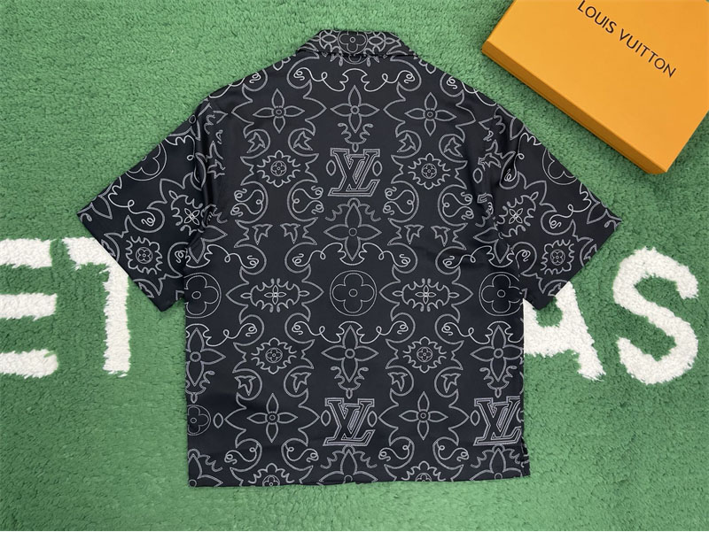 루이비통 LV 아라베스크 프린티드 숏 슬리브드 실크 셔츠