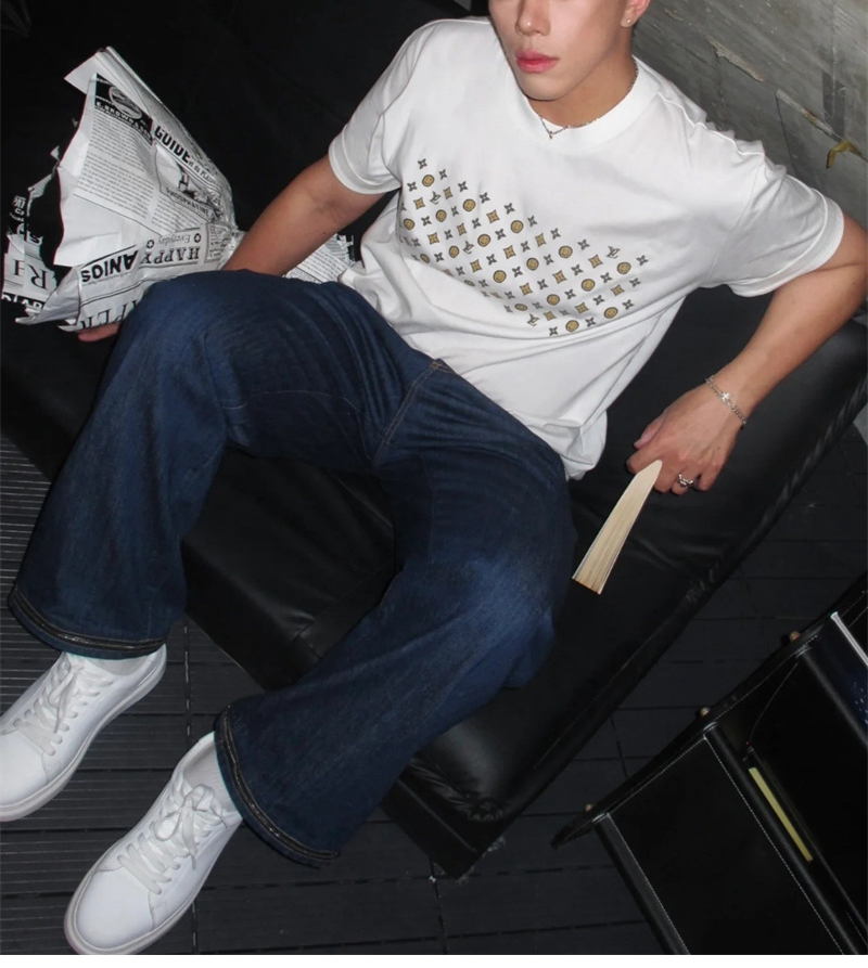 루이비통 x CPFM 모노그램 스마일 반팔 티셔츠