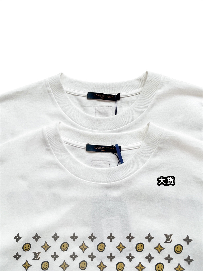 루이비통 x CPFM 모노그램 스마일 반팔 티셔츠