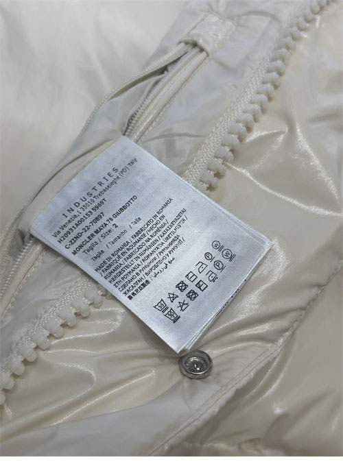 몽클레어 마야 Maya 70 숏 다운 패딩 자켓