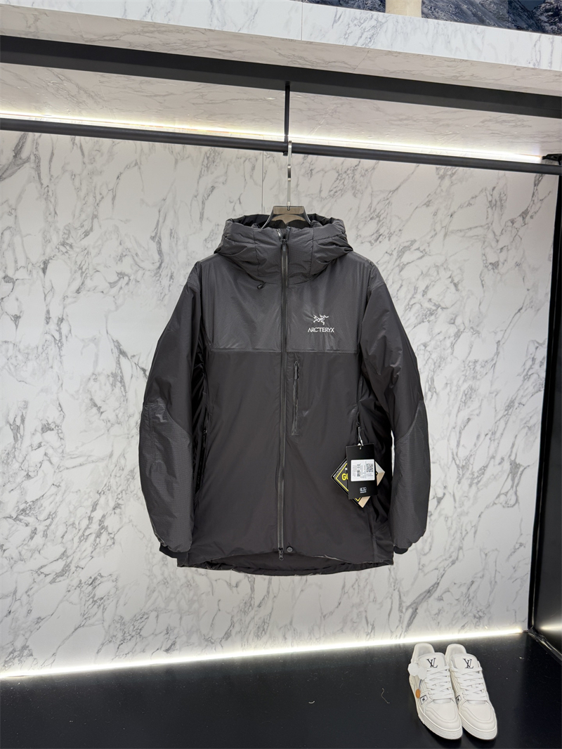 아크테릭스 패딩 알파 파카